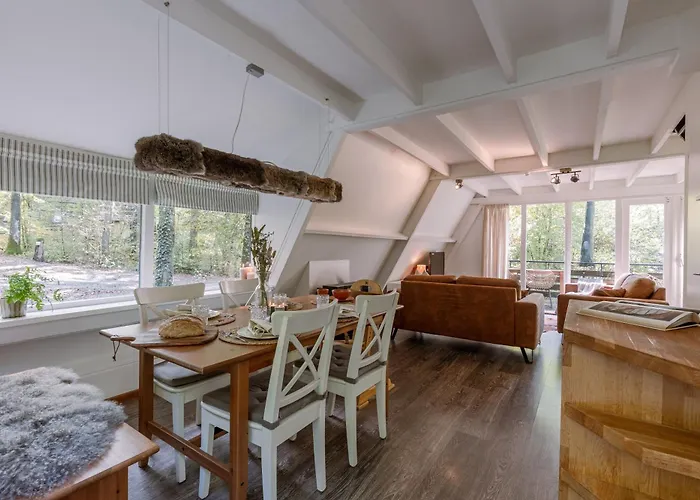 Gezellige Natuurchalet In