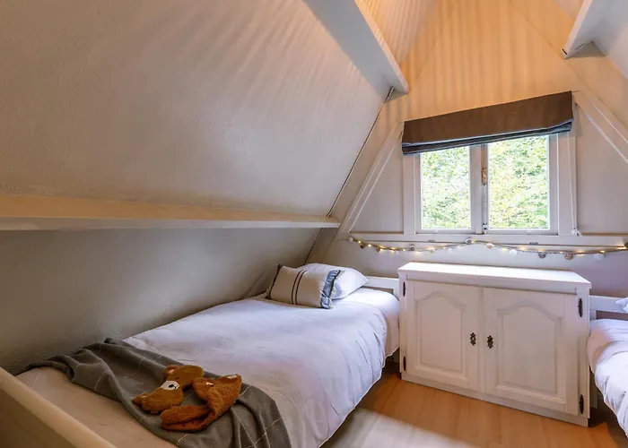 Gezellige Natuurchalet In Chalet