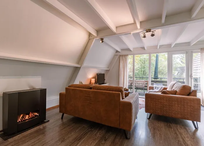 Gezellige Natuurchalet In *